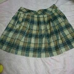 チェックスカートのサムネイル