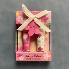 Sakura Furlana ハンドクリーム 2点セット