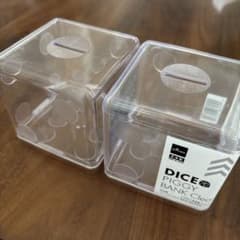 DAISO サイコロ型10万円貯まる貯金箱 2個のサムネイル