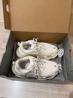 は*こ様 BALENCIAGA バレンシアガ トリプルS スニーカー 37 - メルカリ