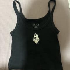 Brandy Melville ブラック タンクトップ ハートモチーフのサムネイル