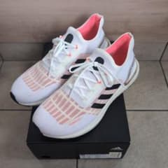 adidas ULTRABOOST S.RDY　アディダス ウルトラブーストのサムネイル
