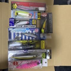 シーバス用ルアー 8点セット まとめ売りのサムネイル