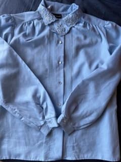 Ann Chabrol 刺繍付き水色長袖ブラウスのサムネイル