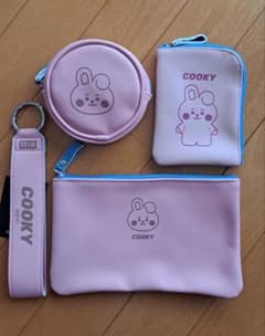 신품 BT21 COOKY 여행 멀티 케이스 3pcs 파우치 세트 핑크