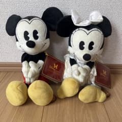 K.UNO ディズニー ミッキー ミニー ぬいぐるみ - メルカリ