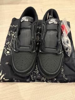 Nike Air ブラックスニーカーのサムネイル