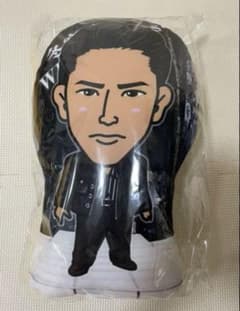 小林直己クッション　レア 小林直己 クッション - メルカリ