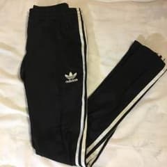 早い者勝ち！！adidasスキニーパンツのサムネイル