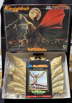 The特撮Collection　1/350　キングギドラ　ガメラセット The特撮Collection 1/350 キングギドラ ガメラセット The特撮