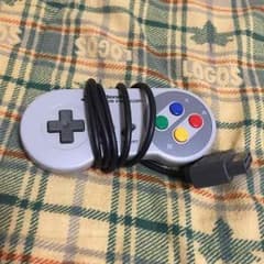 スーパーファミコンコントローラーのサムネイル