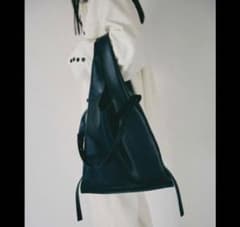 AMERI UND REFINED LEATHER BAG ブラック F - メルカリ