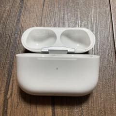airpodspro 純正ケース　第一世代のサムネイル