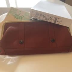 ダカタ。皮がま口財布。お値下げいたしました。のサムネイル