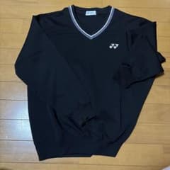 YONEX ブラック Vネック Mのサムネイル