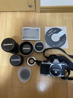 OLYMPUS OM-D E-M10シルバー　レンズセット　値下げしましたのサムネイル