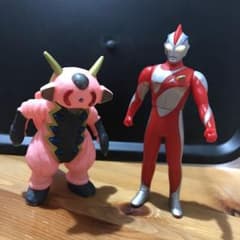 ウルトラマンナイス&モモザゴンセットのサムネイル