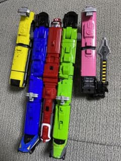 【おもちゃ】烈車合体トッキューオーのサムネイル