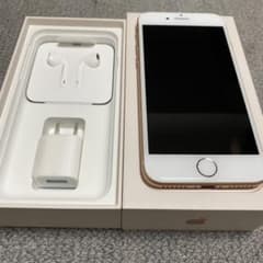 iPhone 8 Gold 64 GB Softbankのサムネイル