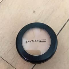 MAC コンシーラーのサムネイル