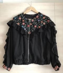 ZARA フラワージャンパーのサムネイル