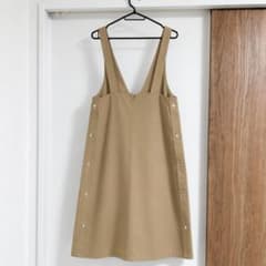 URBAN RESEARCHノースリーブワンピース ベージュのサムネイル