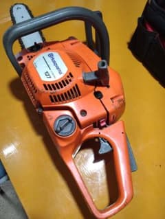 ハスクバーナチェンソー137中古のサムネイル