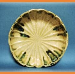@457『黄瀬戸 菊皿』　/骨董品 古美術 古道具 アンティーク 457『黄瀬戸 菊皿』 /骨董品 古美術 古道具 アンティーク - メルカリ