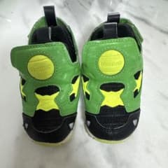 Reebok スニーカー 緑/黒/黄 ベルト付きのサムネイル