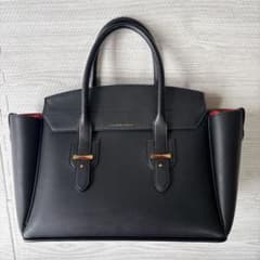 CHARLES & KEITH ブラックトートバッグのサムネイル