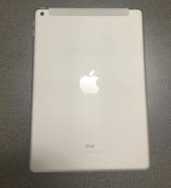 iPad 第5世代　32GBのサムネイル