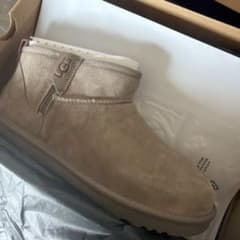 UGG M CLASSIC ULTRA MINI ZIP 27cmのサムネイル