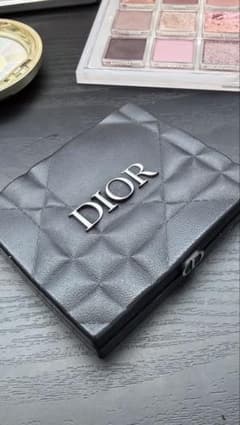 DIOR サンク クルール 647 シルクトープ アイシャドウのサムネイル