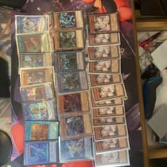 【期間限定値下げ】引退品　遊戯王　まとめ売りセットのサムネイル