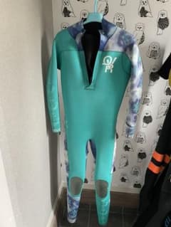 sw様専用★☆QUIVER 3ミリフル☆★中古品のサムネイル