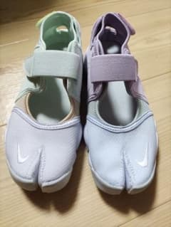 即購入歓迎☆ナイキエアリフト　24cmのサムネイル