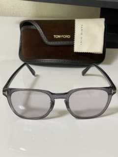 ［美品］TOM FORD TF 1051K グレー サングラスのサムネイル