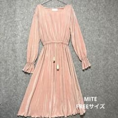 ♦︎MITE ミテ　プリーツロングワンピース　タッセル付きリボンピンク　Ｆ　ピンクのサムネイル