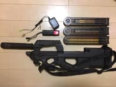 東京マルイ P90TR 電動ガンのサムネイル