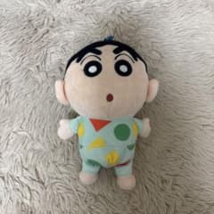 Crayon Shin-chan plush keychain