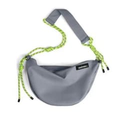 Medium Messenger Bagのサムネイル