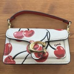 COACH Cherry Print Tabby Style Bag CZ520 - メルカリ