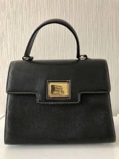 モスキーノのハンドバッグで〜す （＾∇＾）のサムネイル