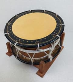 けやき 刳り貫き 締太鼓 台付 *AR17 - メルカリ