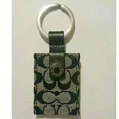 COACHのサムネイル