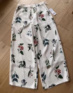 新品未使用j.PRESS LADIES ワイドパンツ ボタニカル柄
