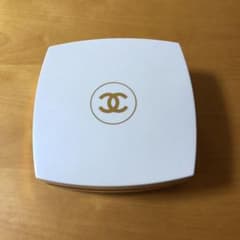 CHANEL シャネル ココ　ボディーパウダーのサムネイル