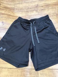 Under Armour メッシュショートパンツ ブラックSサイズのサムネイル