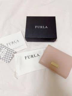 るな様専用 FURLA フルラ　三つ折り財布のサムネイル