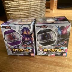 ライダーカプセム2個セット ビルドラビットタンクハザード・バッファゾンビのサムネイル